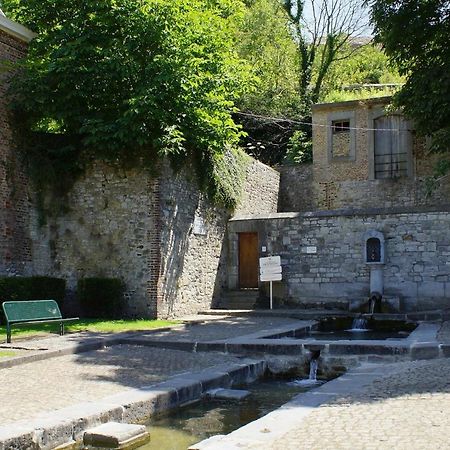 Gite La Petite Ourse - Gite De Charme Citadin Andenne Luaran gambar